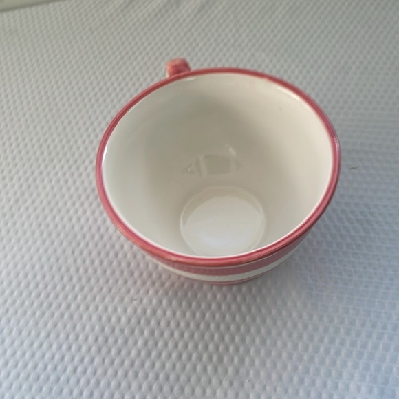 COPY - Real Ceramic 12 oz Pink and White Pedestal Coffee Cup. - Picture 5 of 6